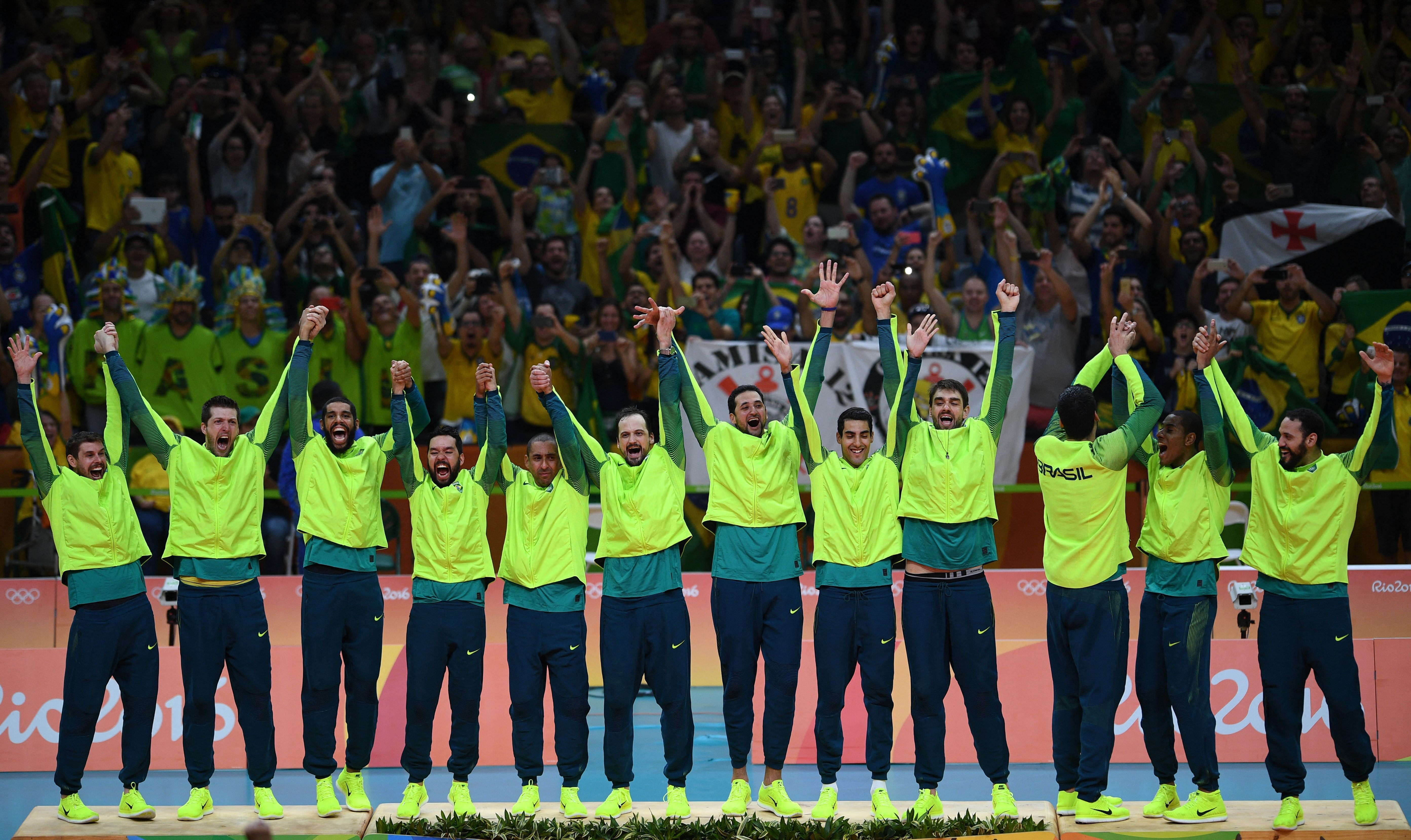 Ouro em casa: Brasil bateu Itália para alcançar título 'improvável' no vôlei