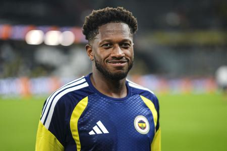Fred, volante do Fenerbahçe, é alvo do Atlético na janela de transferências