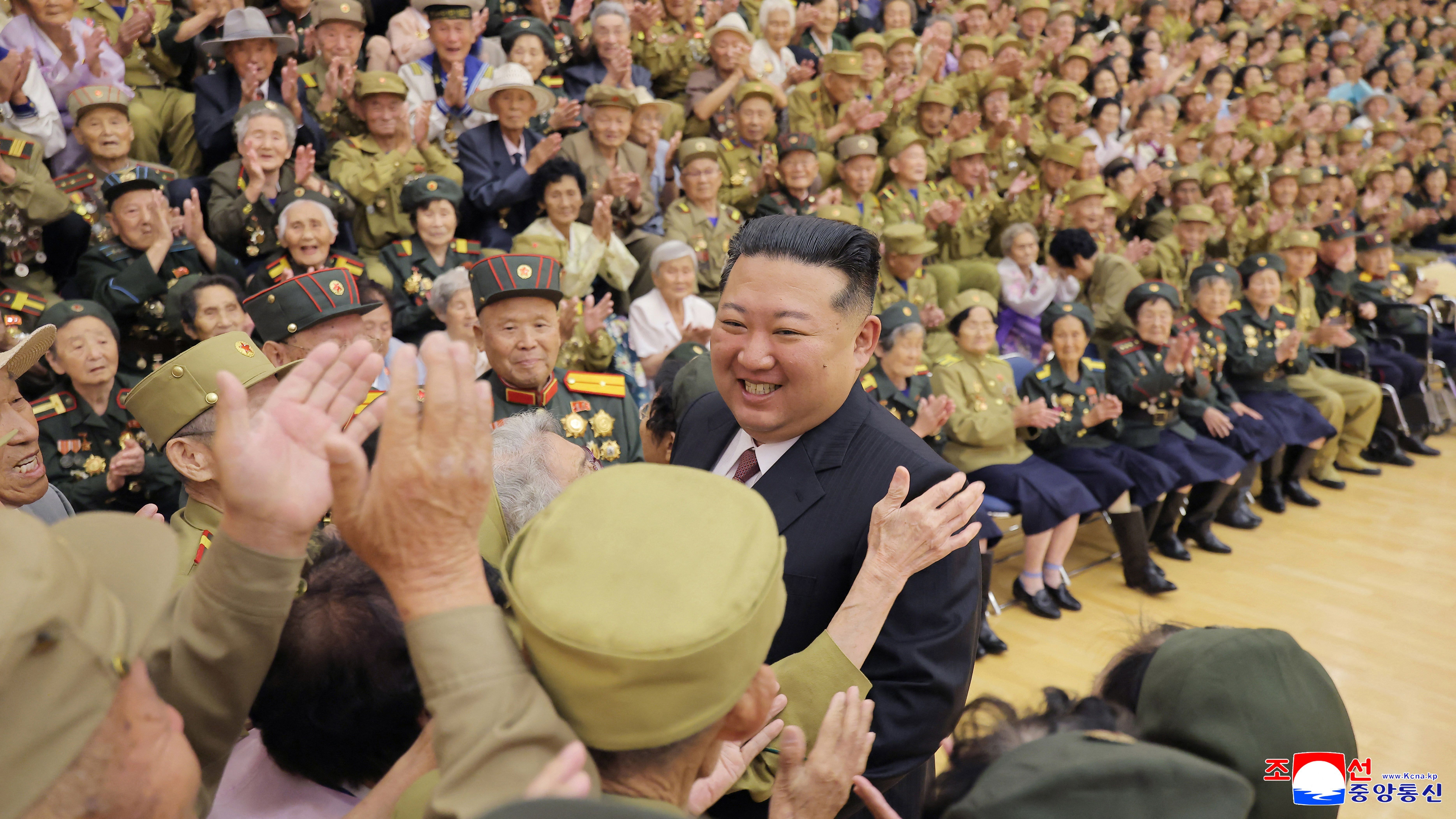 Coreia do Norte recomenda sopa de cachorro para enfrentar o calor