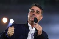 Flávio Bolsonaro defende anistia e endurece discurso contra governo Lula