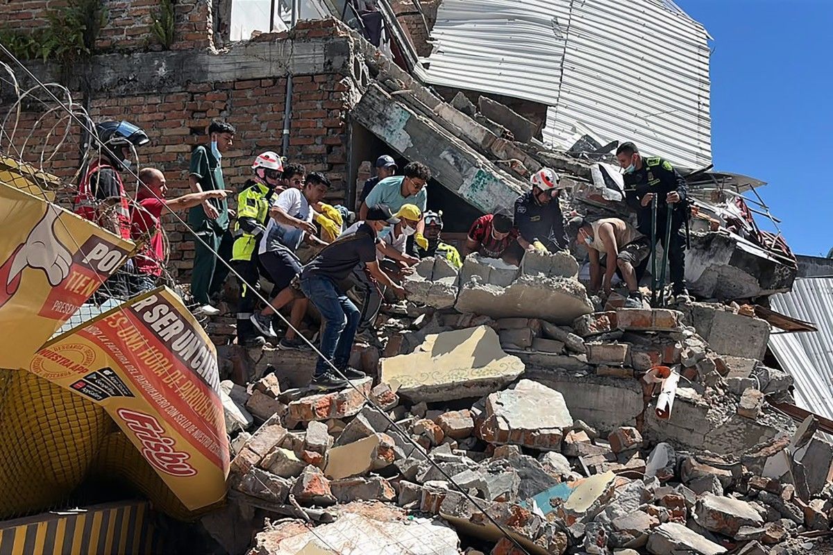 Terremoto danifica aeroportos e suspende voos na Colômbia