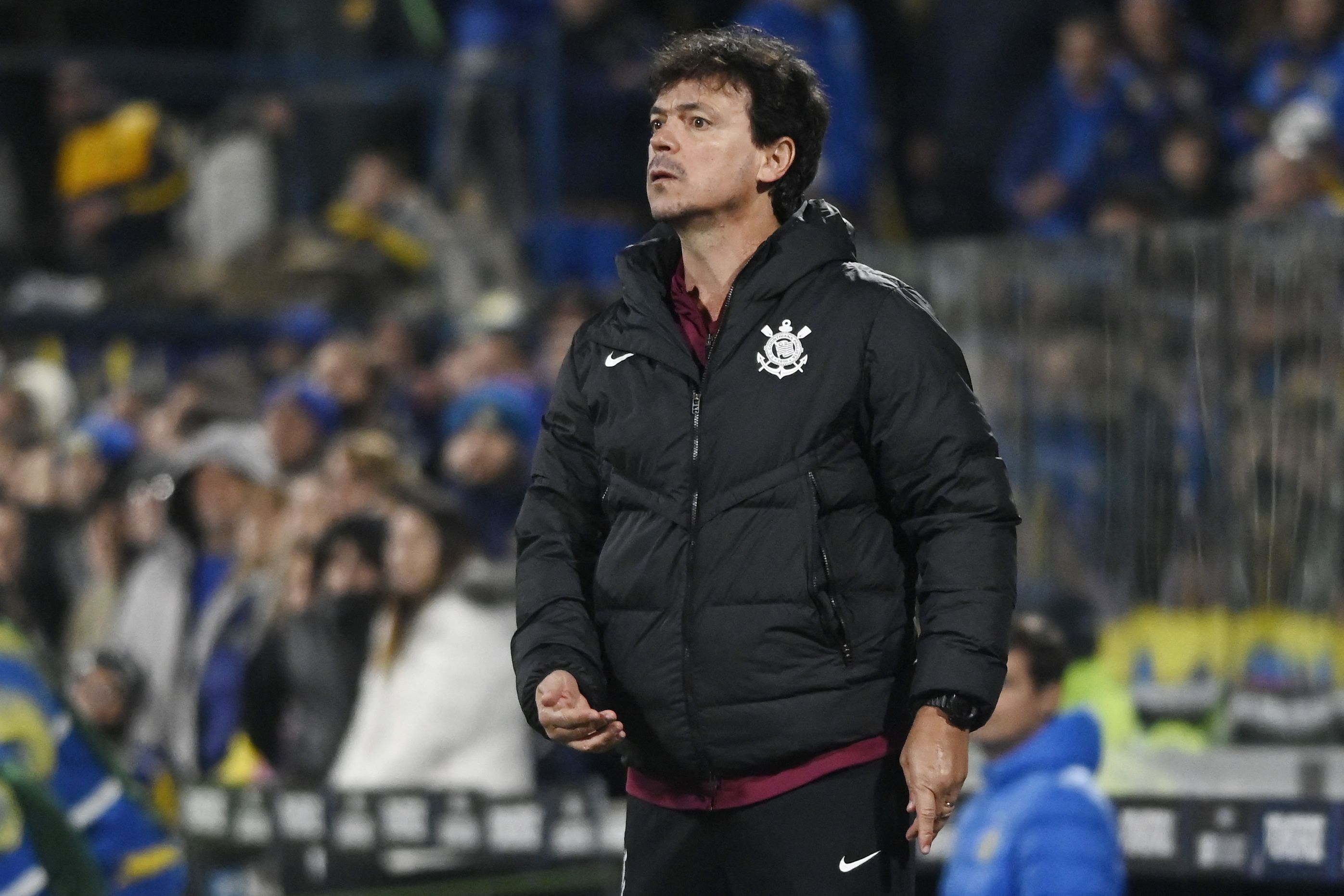 Diniz reage à saída de Memphis do Corinthians: 'Para nós estava fechado'