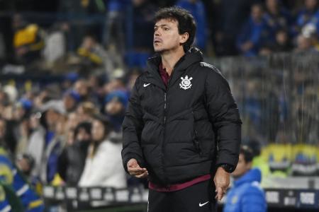 Fernando Diniz, técnico do Corinthians