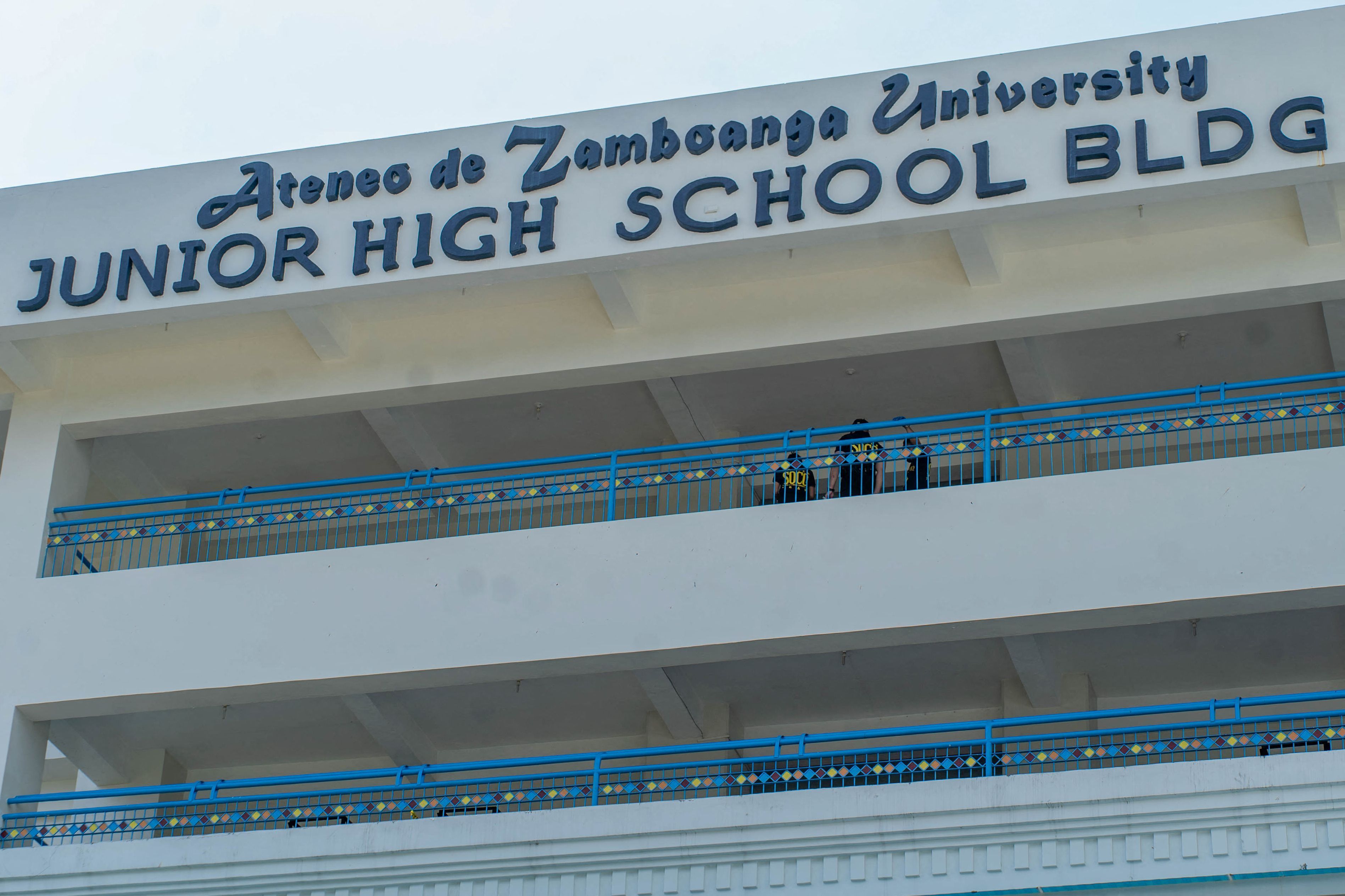 Estudante morre durante transmissão ao vivo de tiroteio em escola nas Filipinas
