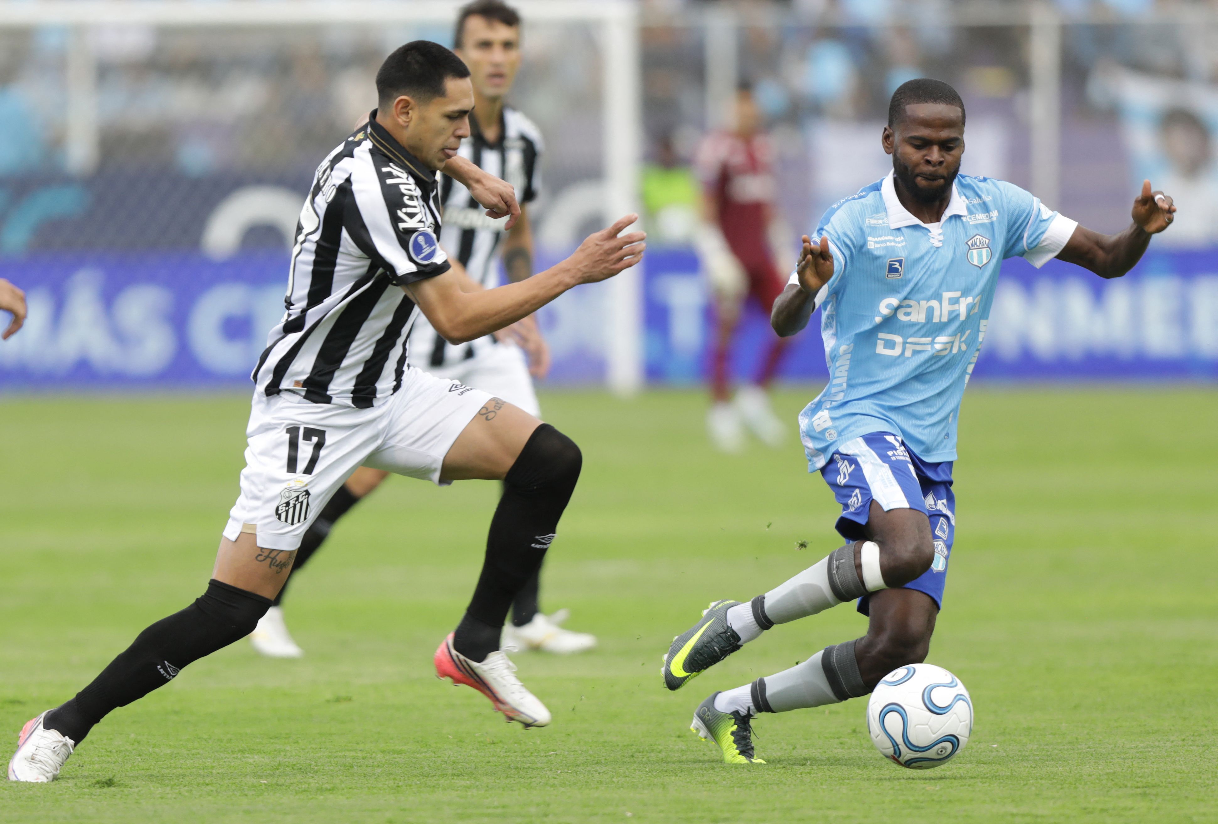 Santos empata com Macará, avança na Sul-Americana e enfrentará o Atlético