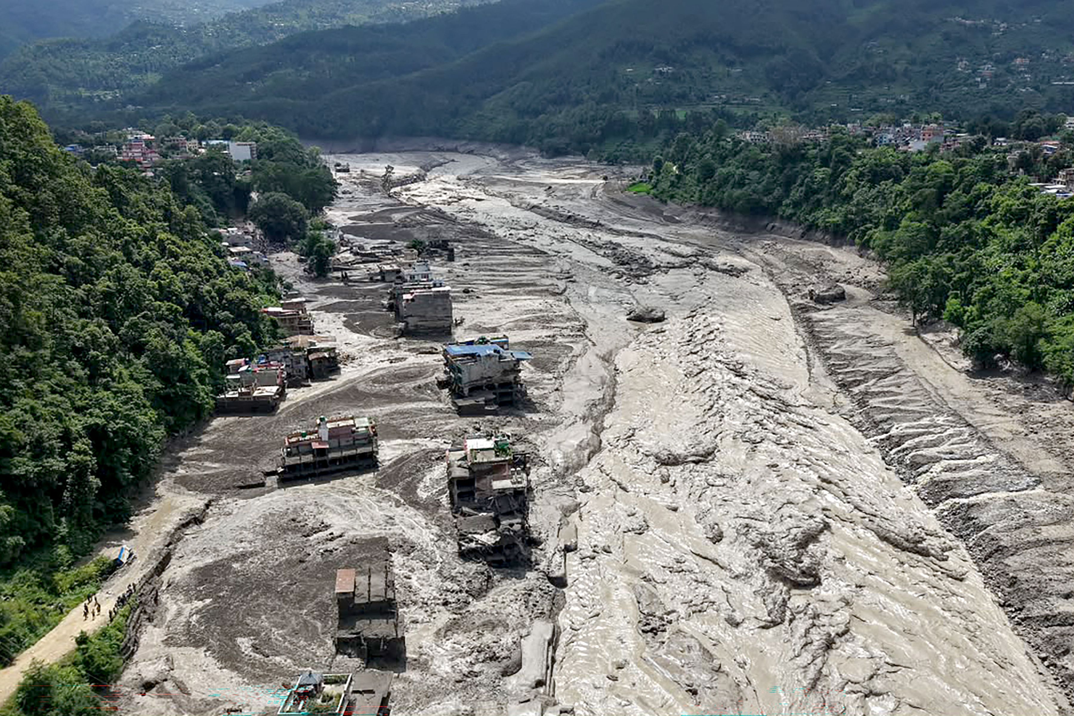 Enchentes no Nepal deixam 19 mortos, mas número pode aumentar