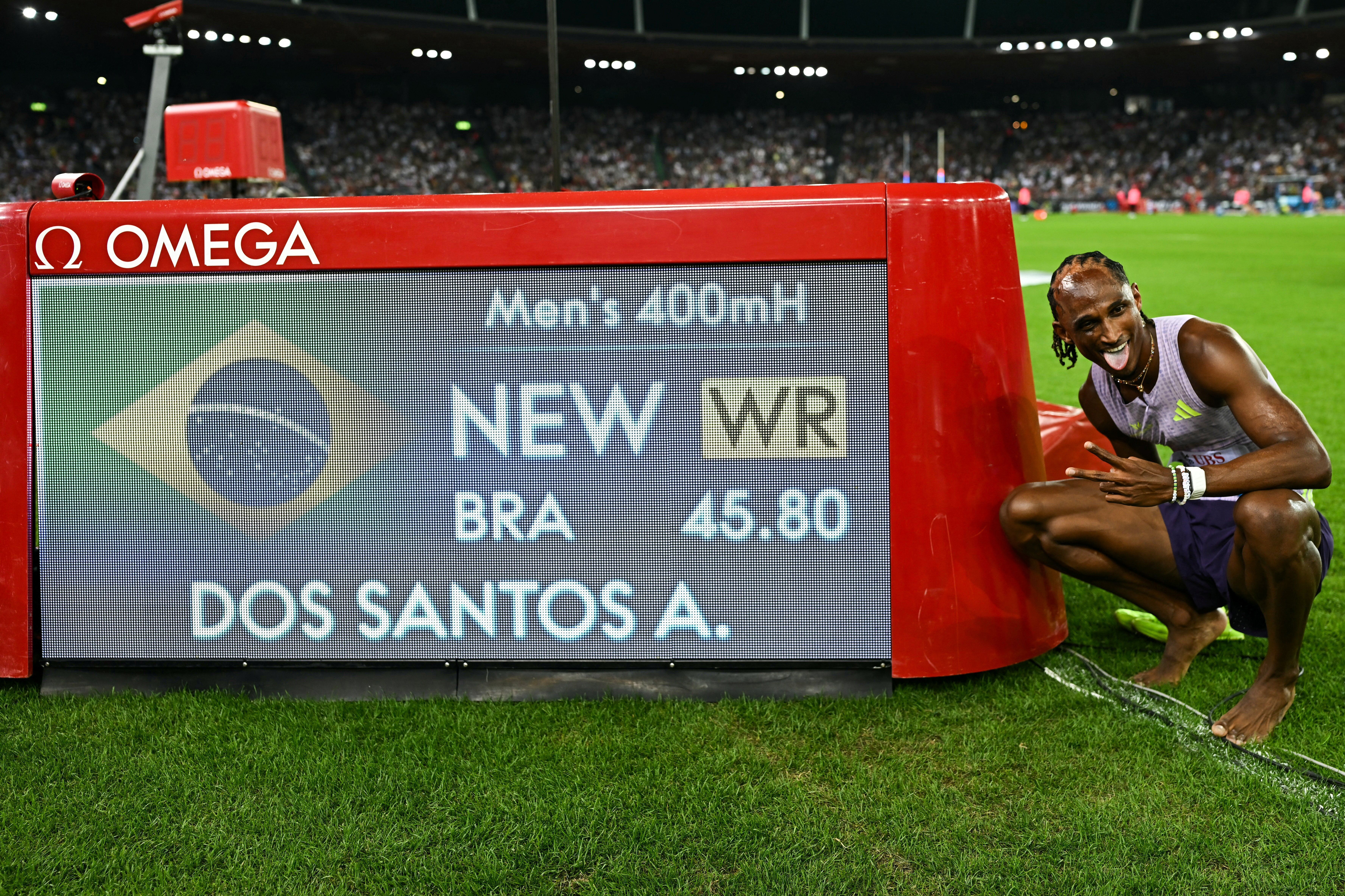 Fenômeno brasileiro, Alison dos Santos quebra recorde mundial dos 400m com barreiras