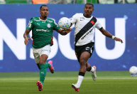 Abel manda recado ao City sobre saída de Allan do Palmeiras: 'Vão ter que pagar'