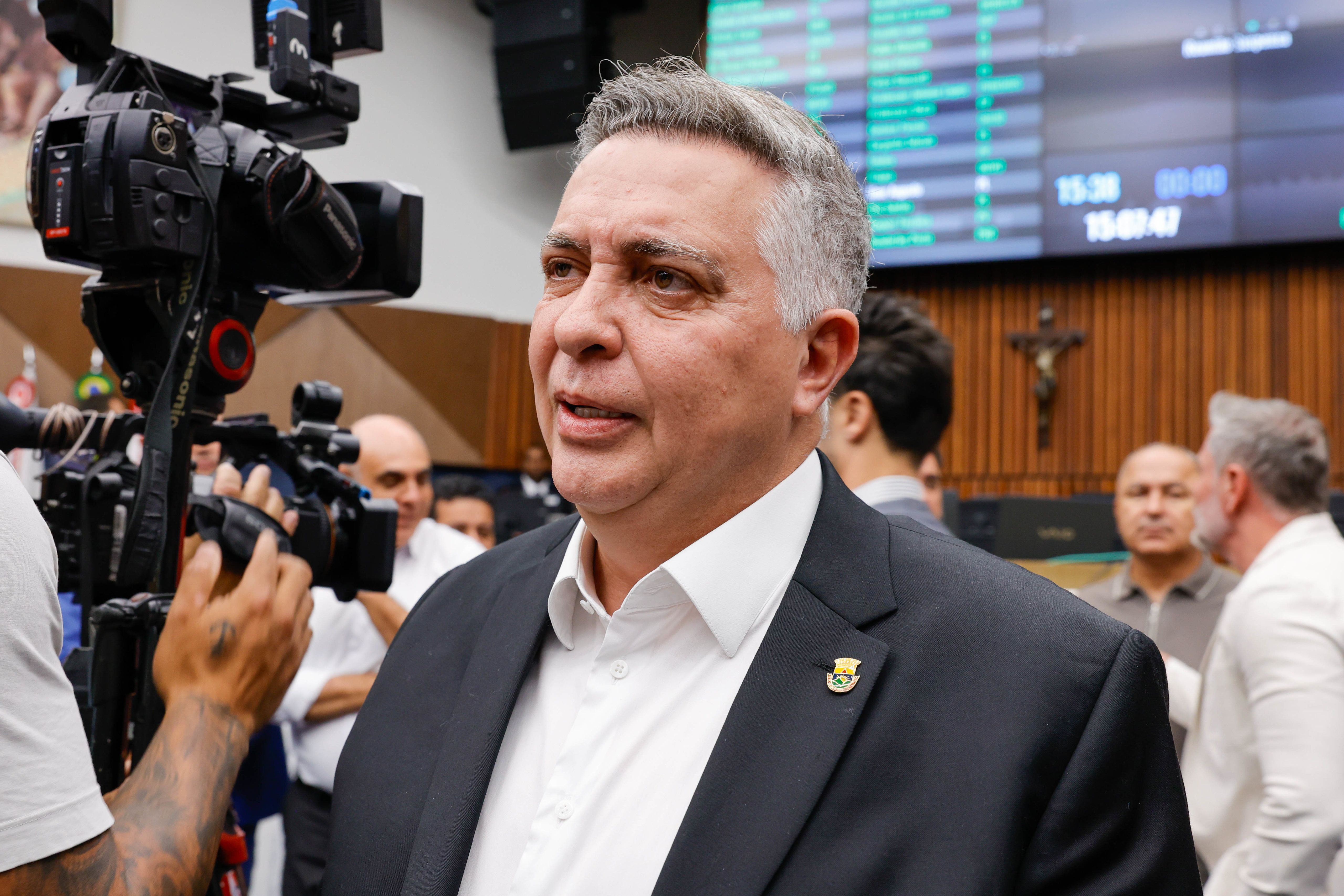 Damião diz que vai sancionar lei que proíbe venda de animais em mercados de BH