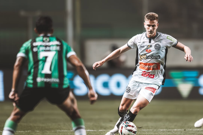 Athletic vence América, se aproxima da zona de acesso e afunda rival mineiro na Série B