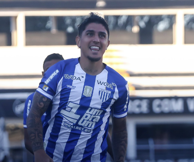 Avaí vence Ponte Preta, deixa zona de rebaixamento e afunda rival na lanterna da Série B