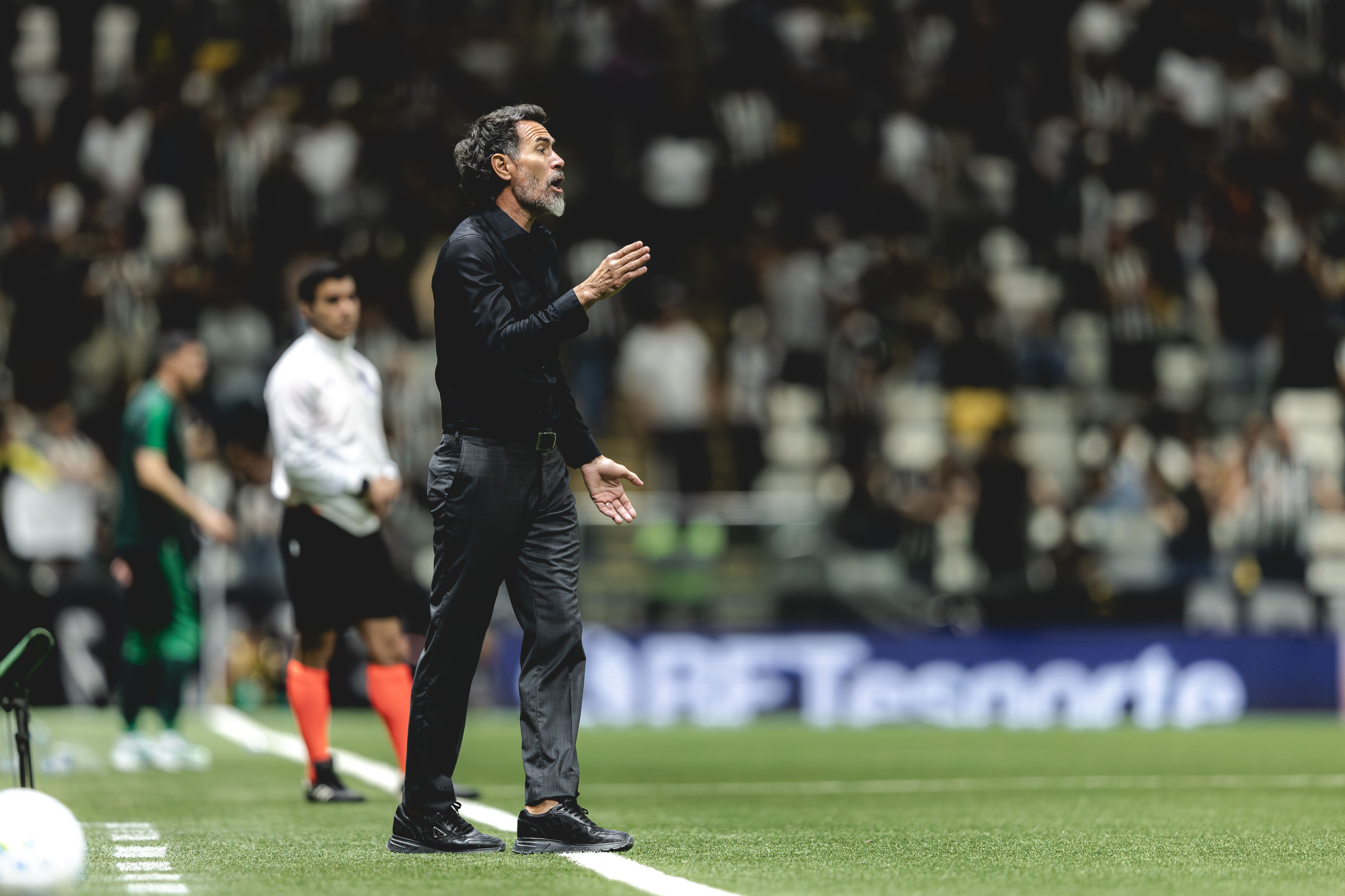Atlético: Domínguez admite jogo abaixo, mas mantém otimismo por classificação