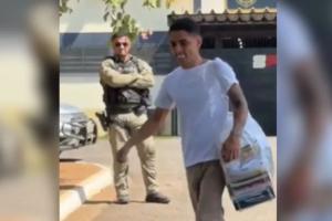 Influenciador Buzeira deixa prisão no interior de São Paulo após 10 meses