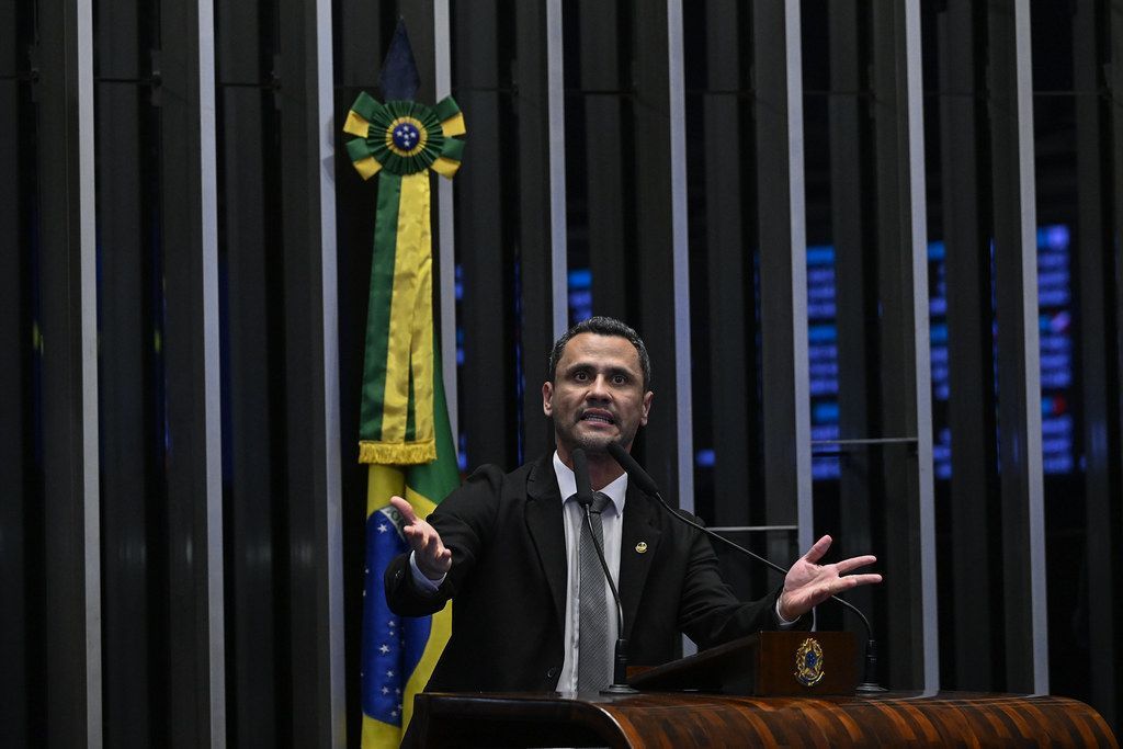 Após idas e vindas sobre candidatura, Cleitinho diz que tentam barrar seu nome no ‘tapetão’