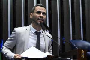 Cleitinho passa por cinco cidades do Norte de Minas neste domingo (30)