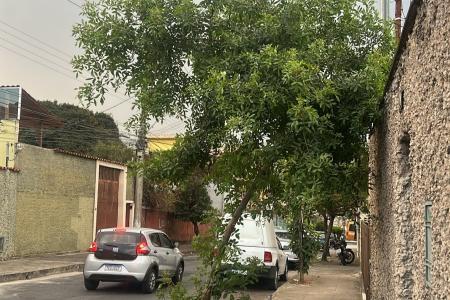 Defesa Civil de BH alerta para chuva com raios e rajadas de vento nesta segunda (24)