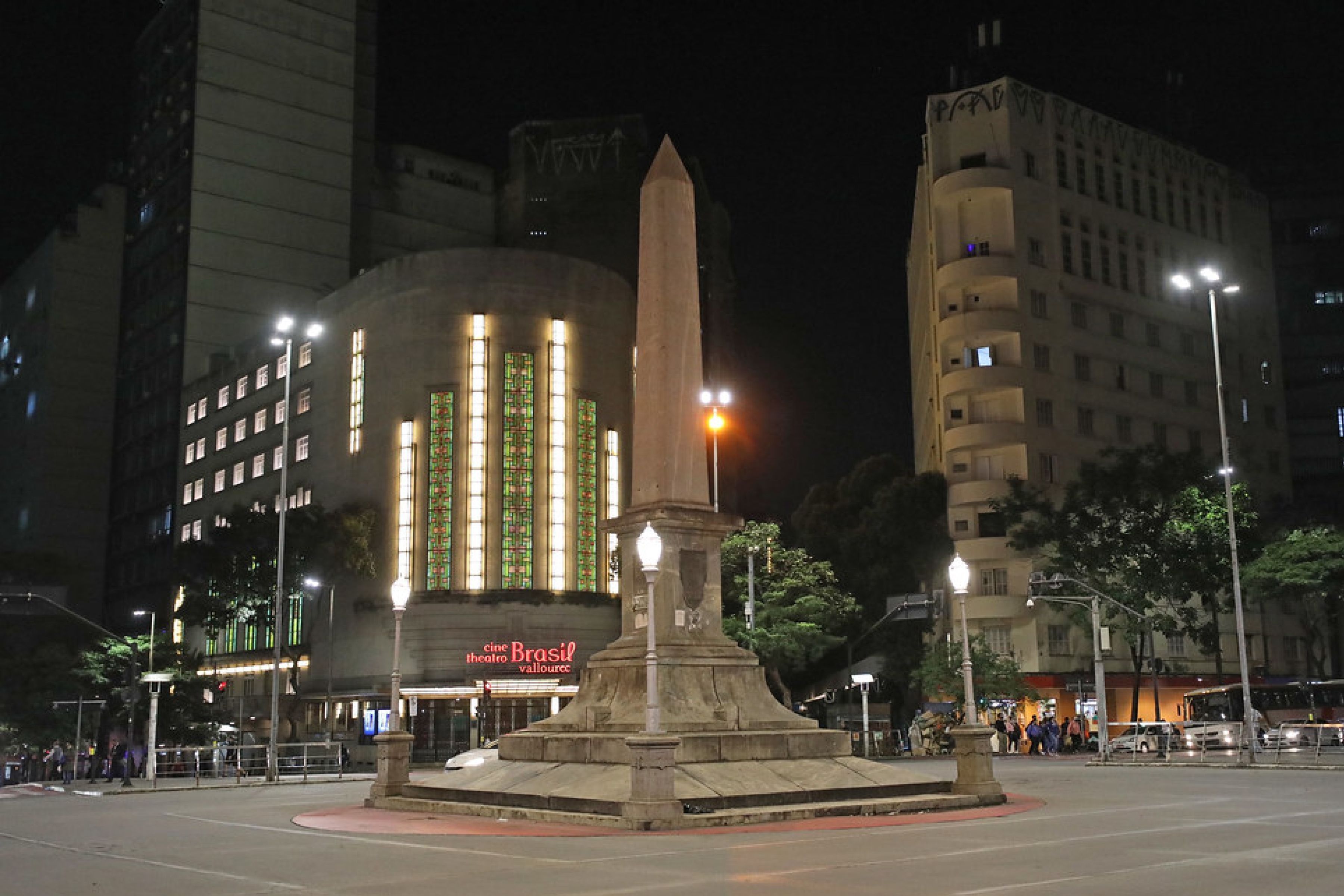Suspeito de tentar vender o filho na Praça Sete, em BH, tem audiência de custódia marcada