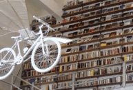 Livraria Ler Devagar: biblioteca portuguesa que inspirou Dua Lipa