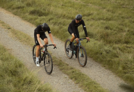 Rota de gravel na Noruega transforma fazendas em cicloturismo