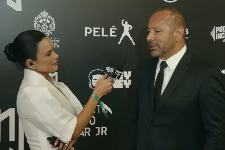 Pai de Neymar rebate críticas ao filho: 'Precisa ignorar certas coisas'