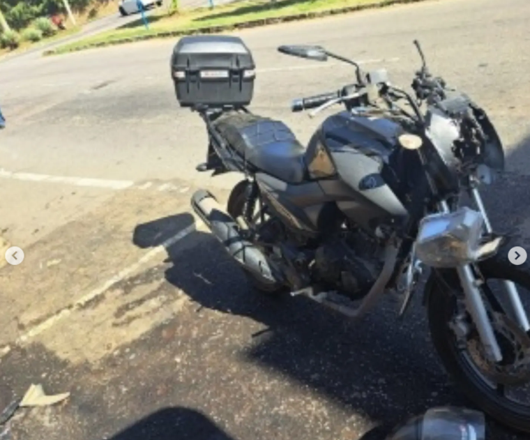 Idosa fica ferida após ser atingida por moto em Varginha