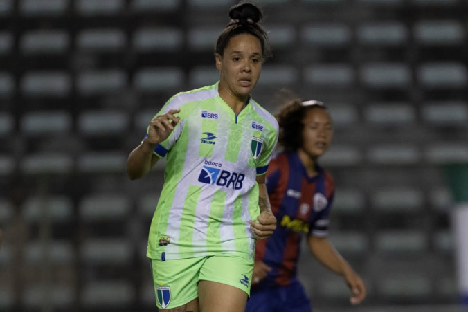 Futebol feminino: Minas Brasilia e Itabirito empatam no primeiro jogo da semifinal da Série A2