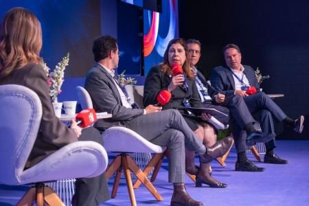 Cássia Marize - Secretária-Geral Adjunta da OAB-MG e presidente da AMAT.