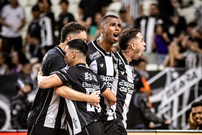 Em duelo de desesperados, Ceará vence Londrina de virada e deixa Z4 da Série B