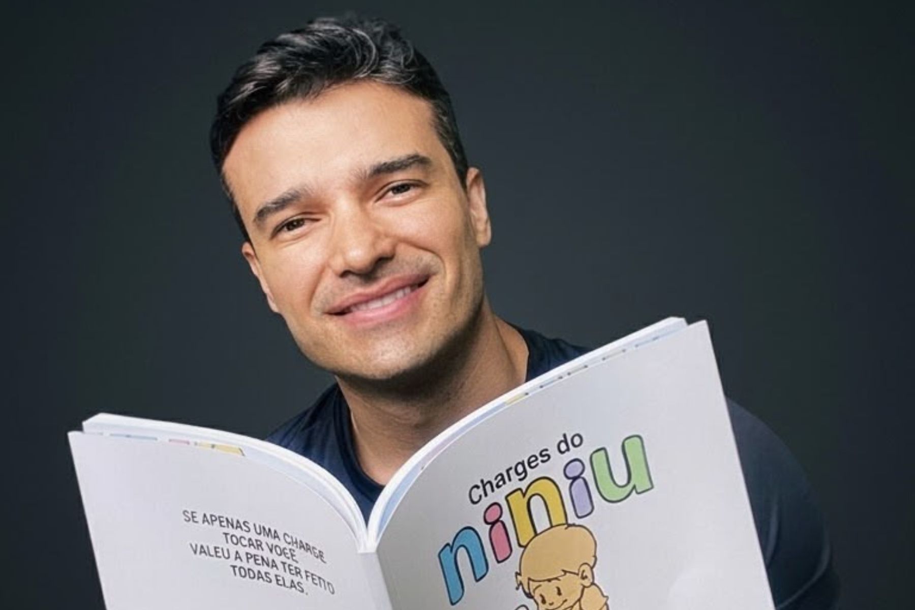 Quem é o cartunista mineiro que teve charge compartilhada por Virginia Fonseca?