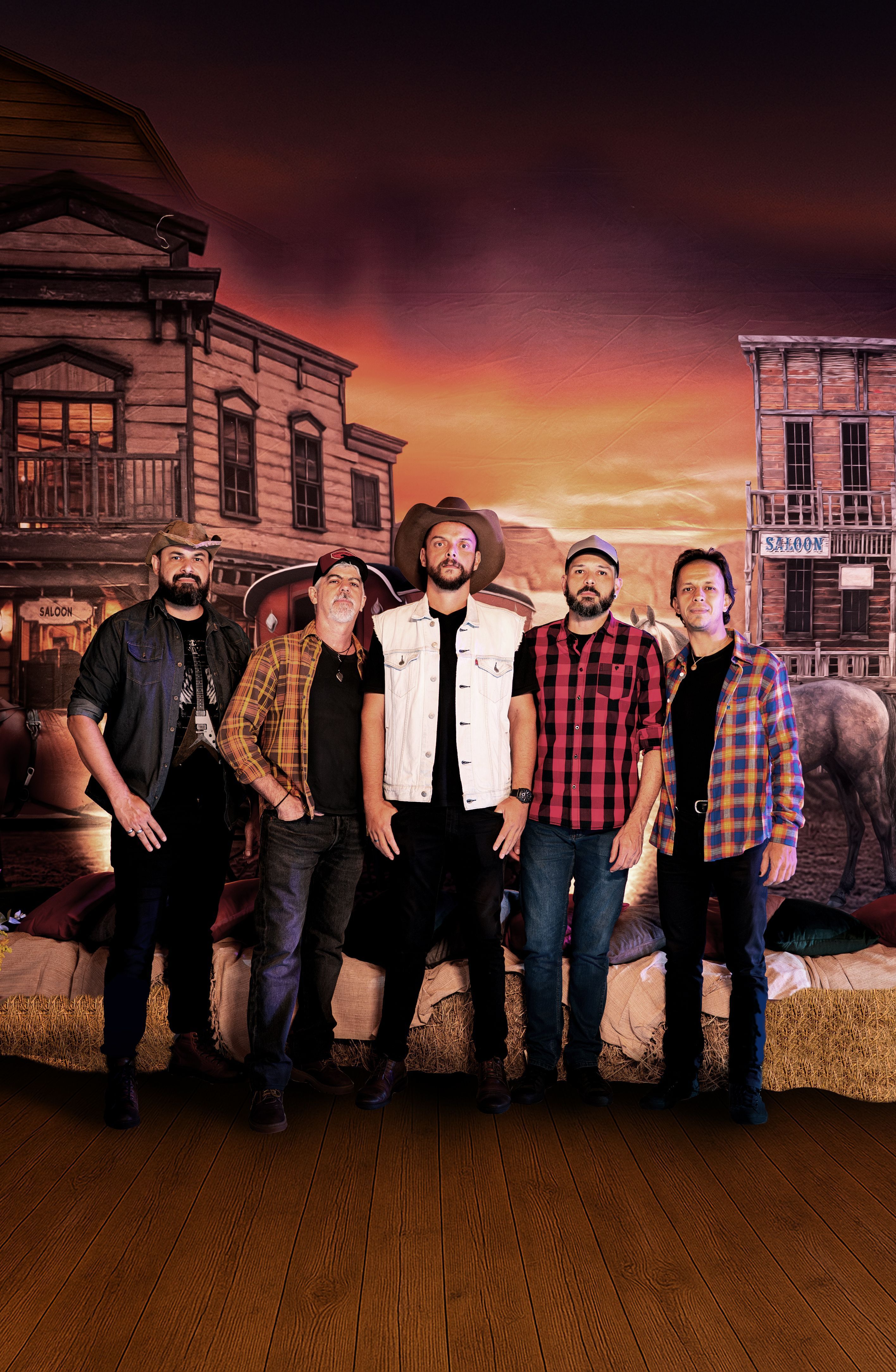 Praça da Assembleia recebe festival com churrasco texano e country rock
