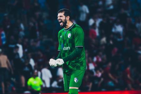 Daniel Tenenbaum, revelado pelo Flamengo.