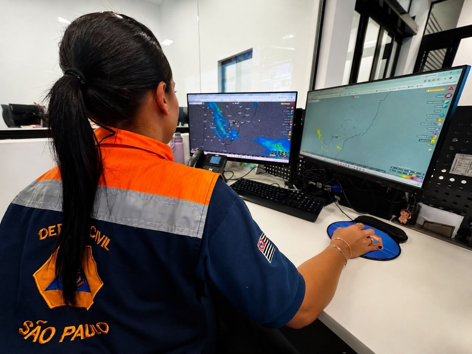 Nova frente fria chega a SP com chuva forte, granizo e ventos de até 75 km/h