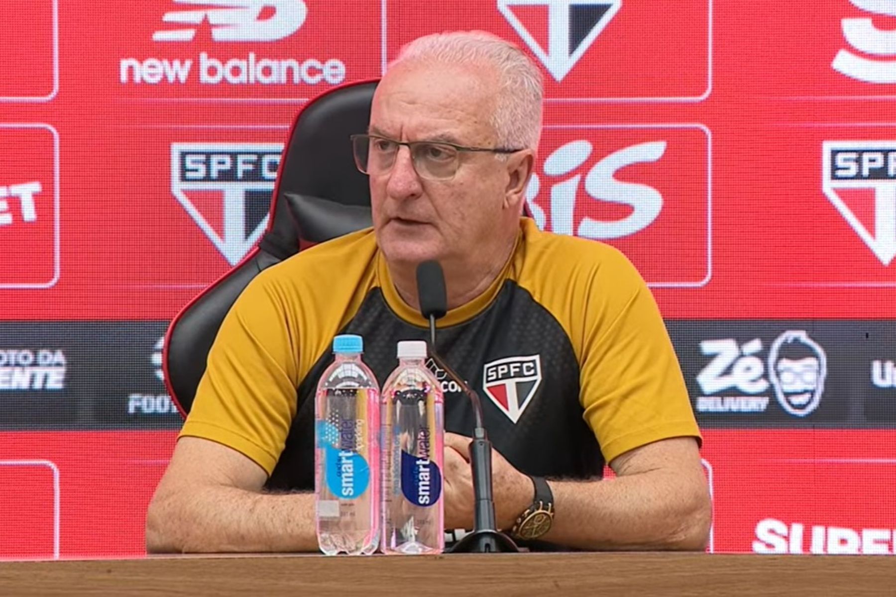 Dorival exalta vitória do São Paulo e cita jejum no Brasileiro: ‘Tive que viver com isso’
