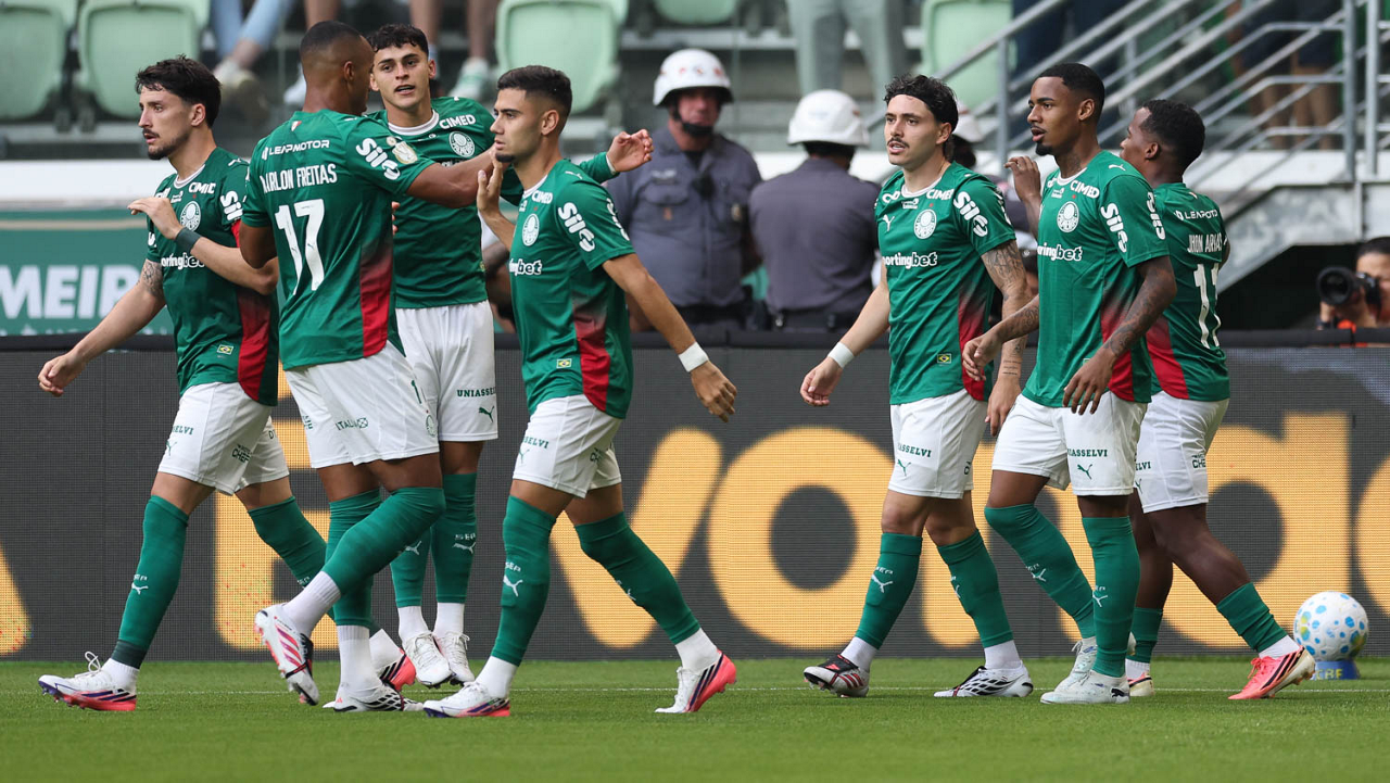 Palmeiras: Abel tem 'dor de cabeça' com fase de atacantes e volta de protagonistas
