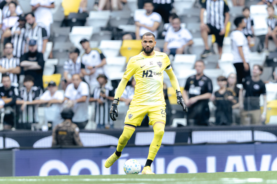 Éverson exalta momento do Atlético após goleada sobre o Grêmio: ‘Equipe intensa’