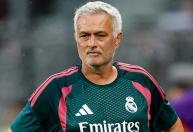 De volta ao Real Madrid, Mourinho adota rigor e impõe regras ao elenco; veja