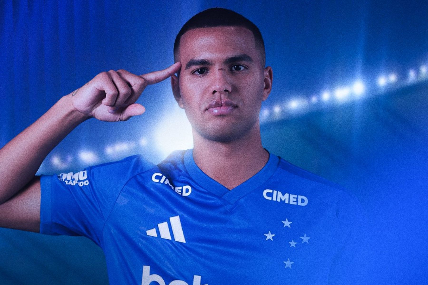 Cruzeiro anuncia contratação de João Costa, sexto reforço da janela