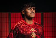 Internacional apresenta nova camisa 3 e inicia pré-venda; saiba detalhes