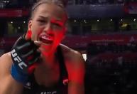 Lutadora mineira do UFC finaliza anfitriã no primeiro round em Belgrado