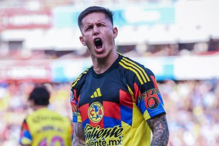 Brian Rodríguez em ação pelo América • Divulgação/América