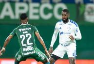 Fora de casa, Cruzeiro 'trava' e empata com a Chapecoense pela Copa do Brasil