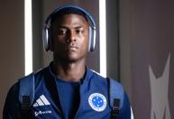 Com lesão na coxa, Néiser desfalca o Cruzeiro e seguirá fora em 'decisões'