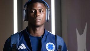 Com lesão na coxa, Néiser desfalca o Cruzeiro e seguirá fora em 'decisões'