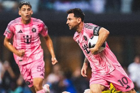Messi comemora gol pelo Inter Miami