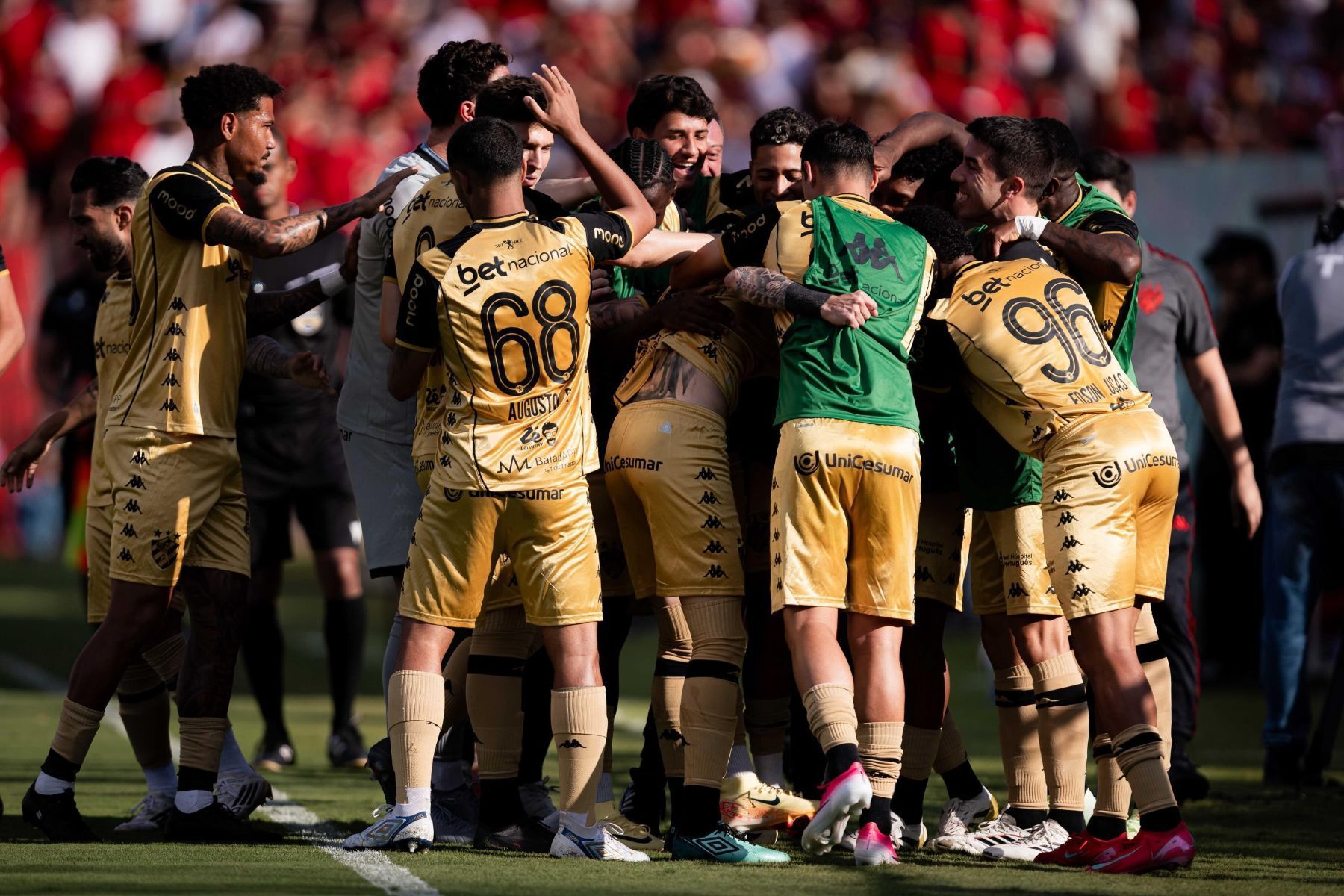 Sport impõe primeira derrota do Vila Nova em casa na temporada pela Série B