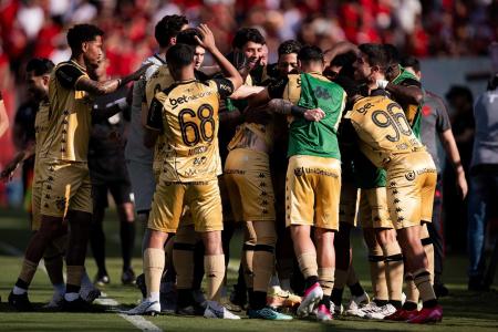 Sport venceu o Vila Nova por 1 a 0 neste sábado (8), pela 21ª rodada da Série B