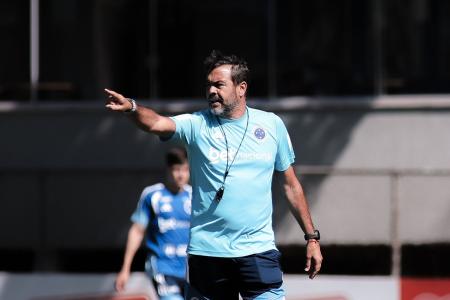 Artur Jorge tem reforços à disposição para Cruzeiro x Mirassol
