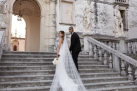 Ricardo Lucarelli e Sofia Tumminia se casam em castelo na Itália