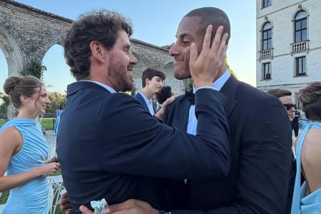 Bruninho em casamento de Lucarelli na Itália • Reprodução/Instagram Bruninho