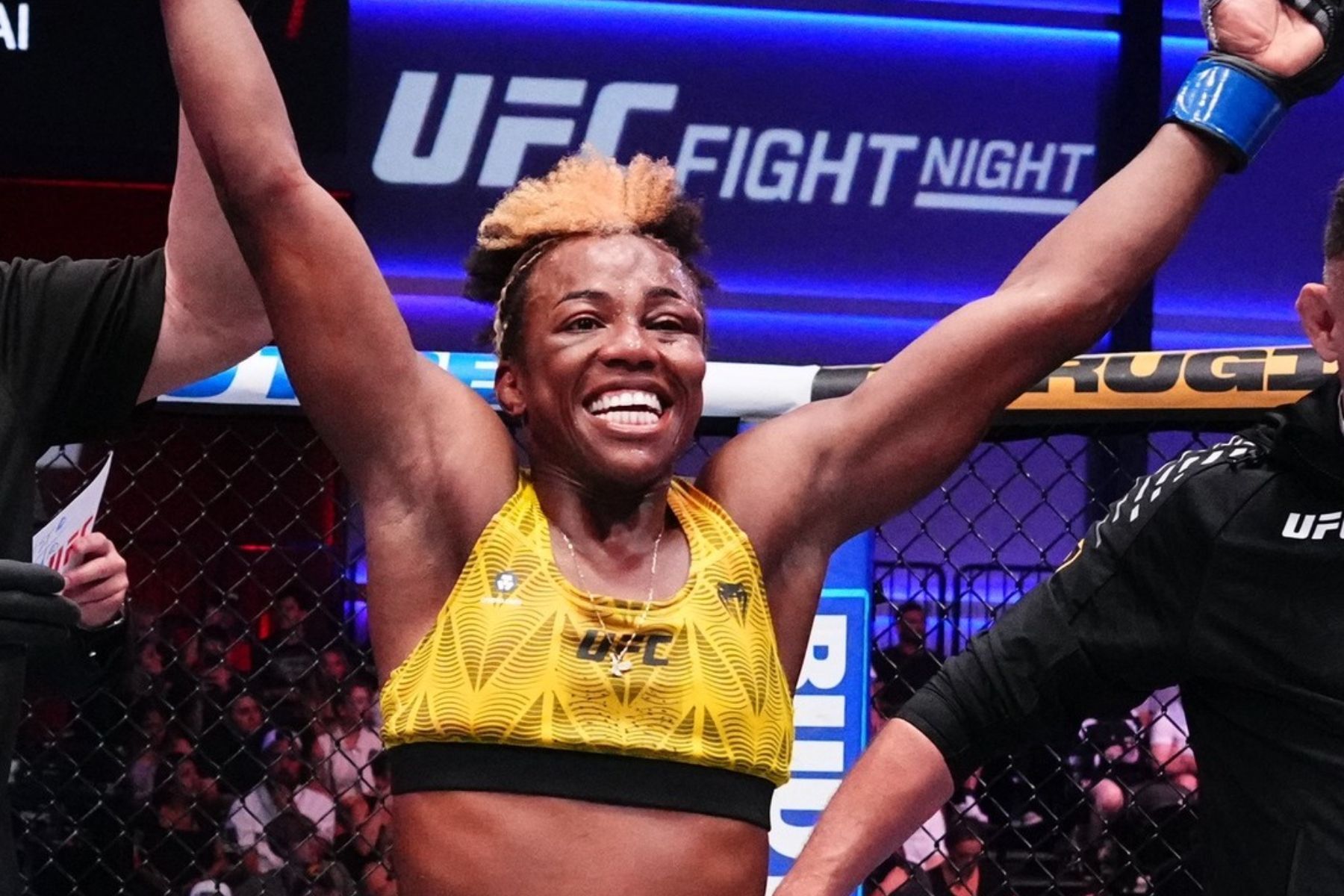 Lutadora 'mineira' dispara em ranking do UFC após emendar sequência de vitórias